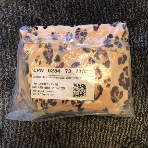 Small On the Go Fabletics desert leopard leggings. Brand NEW tags on. - Picture 5 of 5